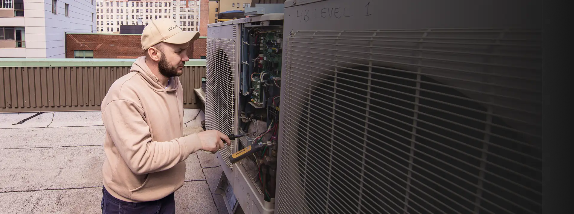Naprawa komercyjnego ogrzewania, wentylacji i klimatyzacji